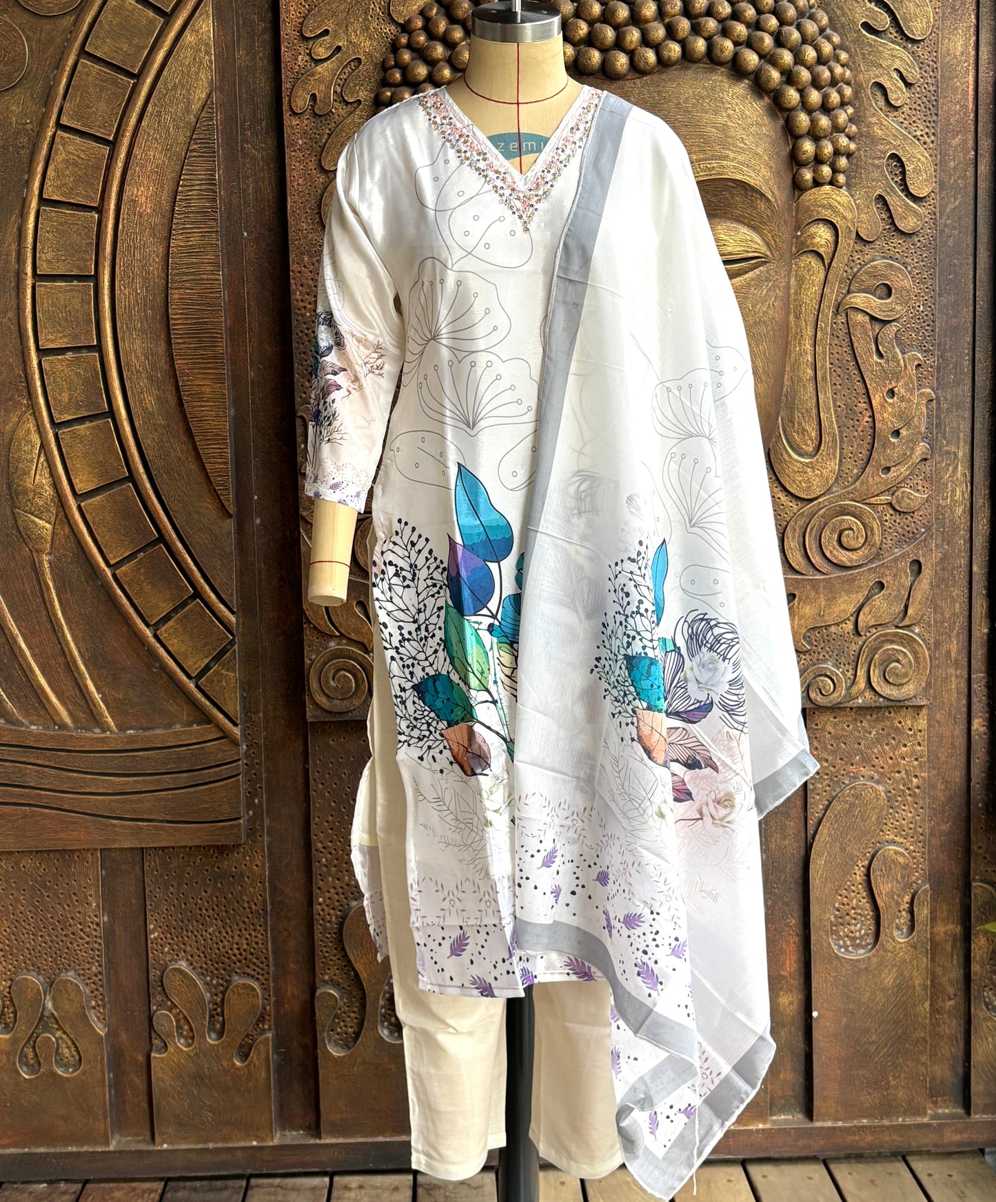 Frosted Bloom Kurthi Set