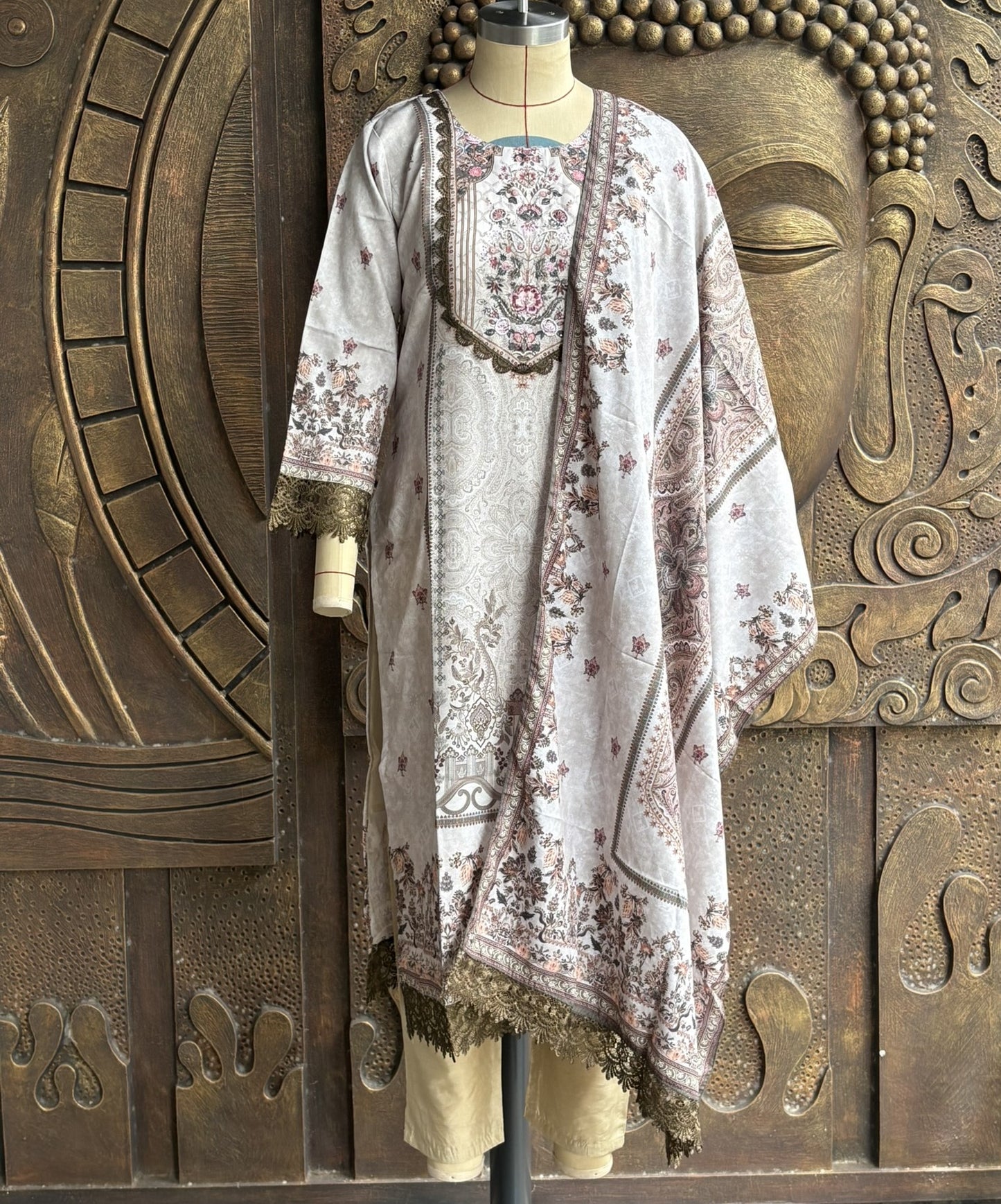 Ivory Royale Kurthi Set