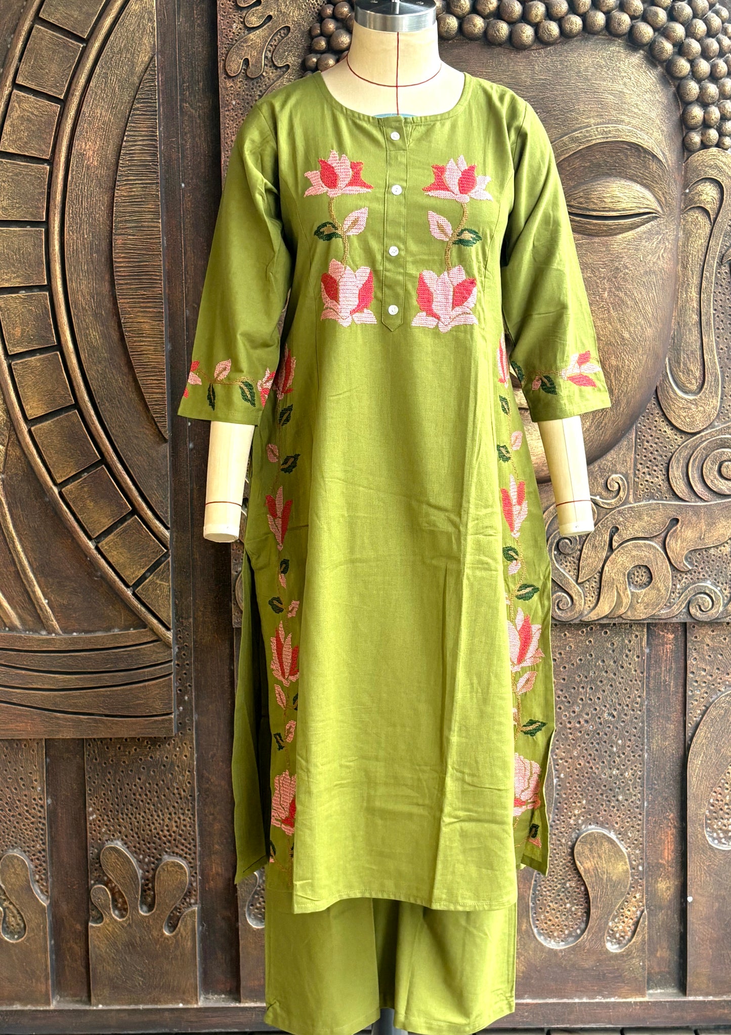 Olive Lotus Coord Set