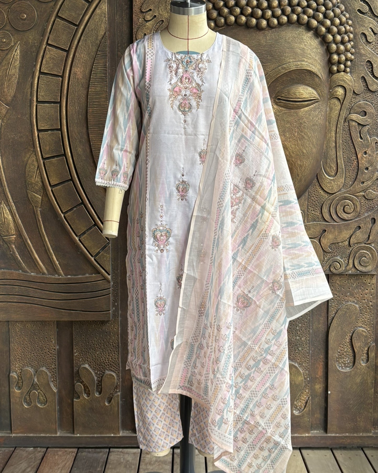 Pastel Majesty kurthi set