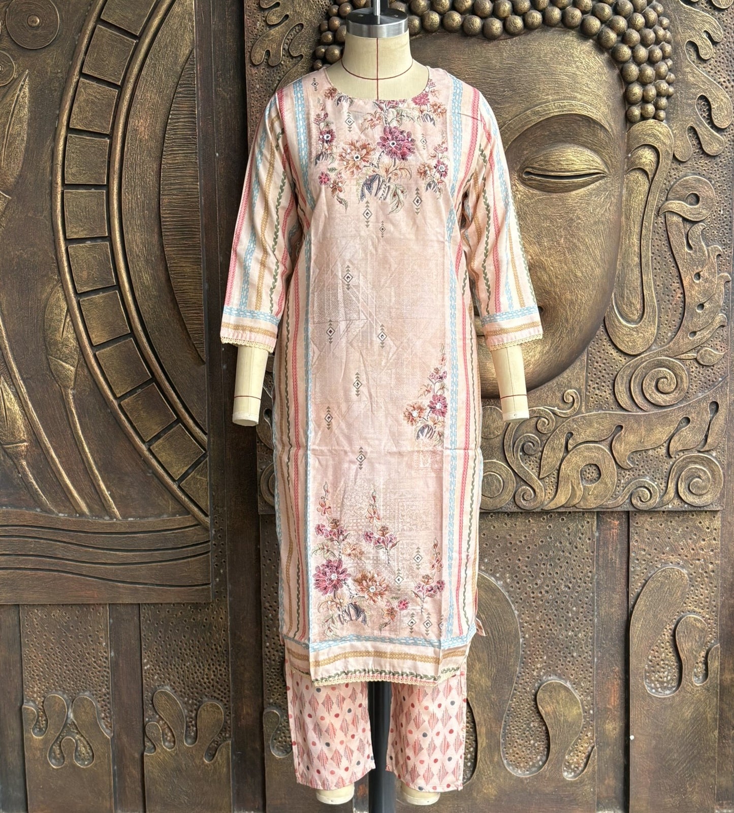 Sand Bloom Kurtha Suit Set