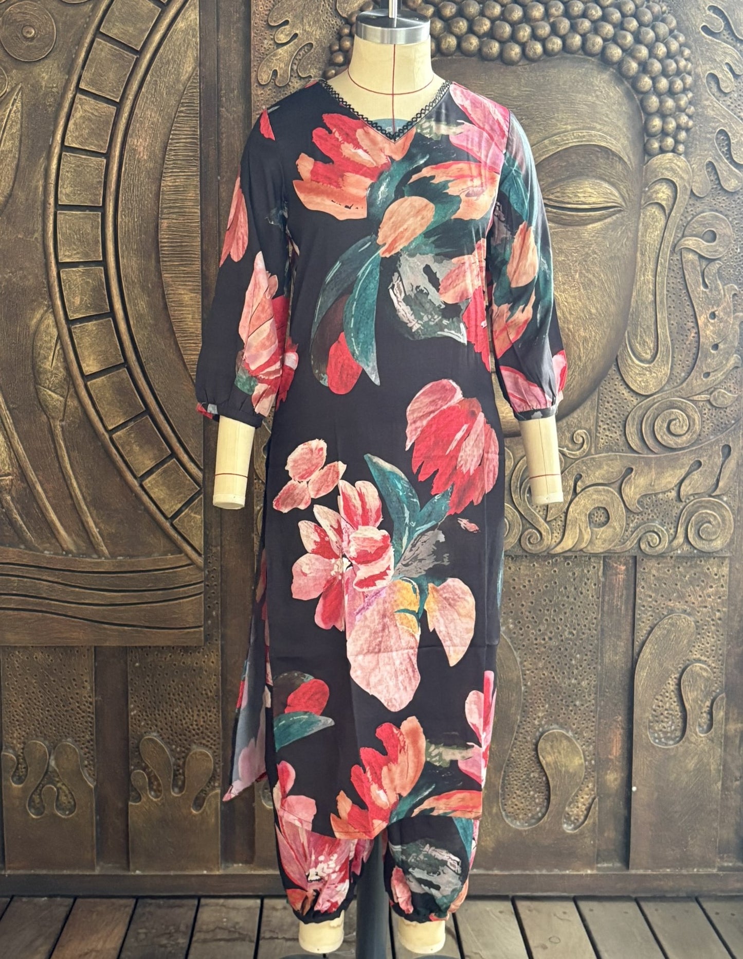 Noir Bloom Dress Suit Set