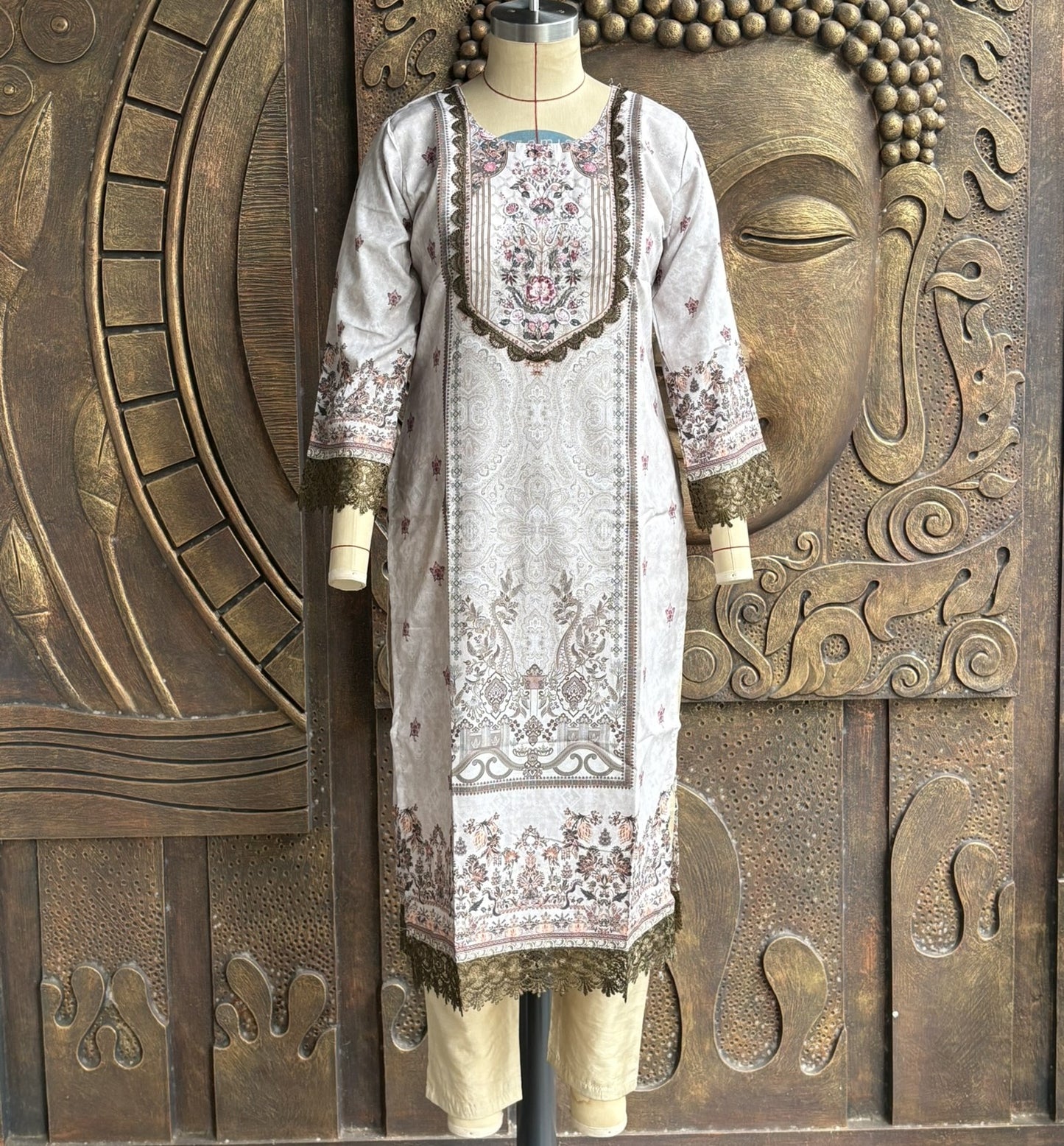 Ivory Royale Kurthi Set