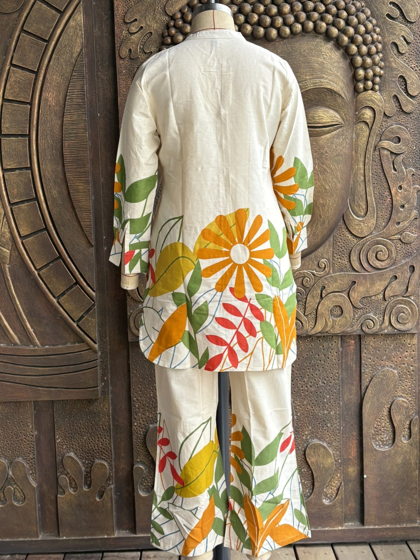 Cream White Botanical Coord set