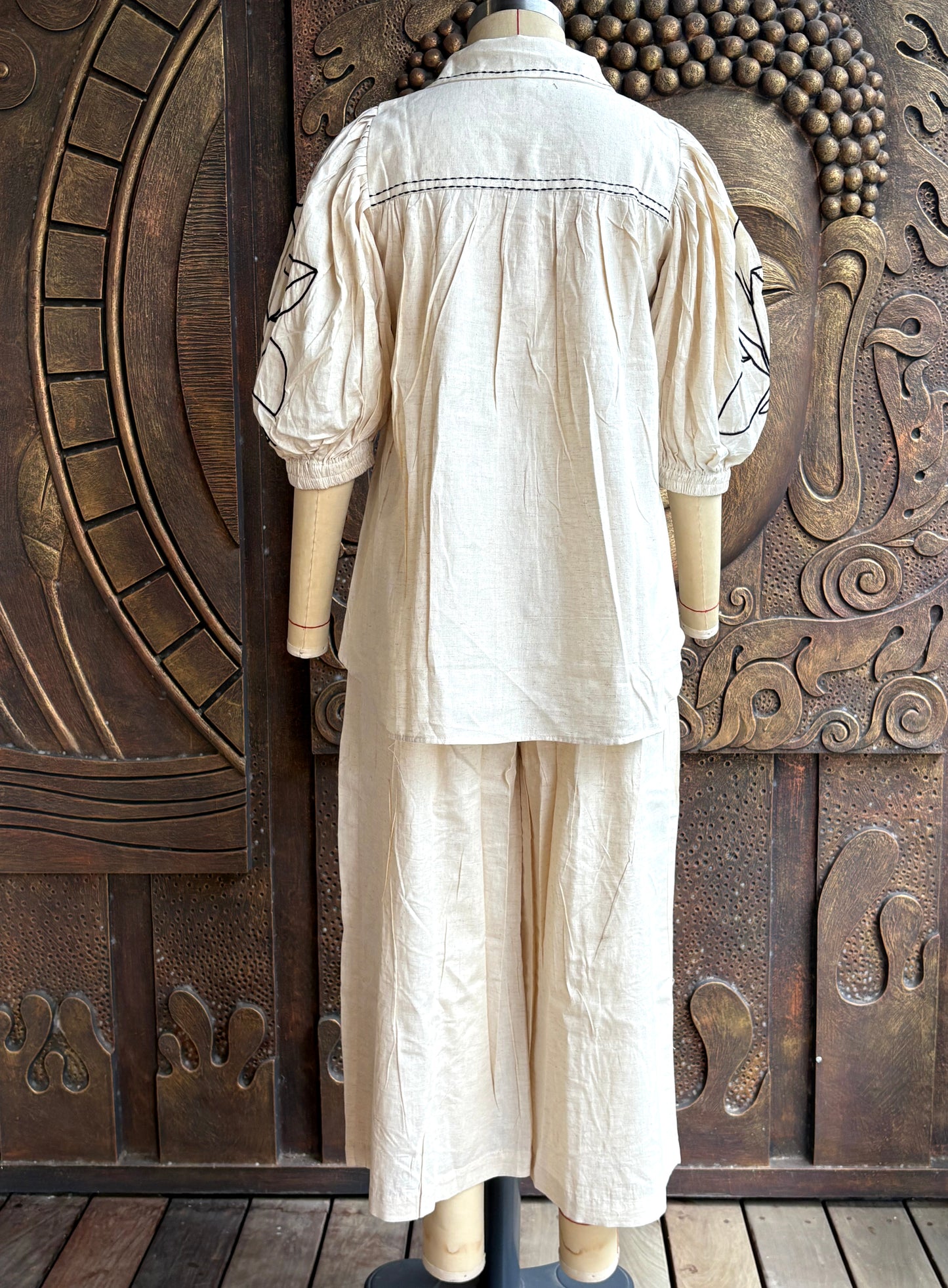 Ivory Lineart Coord Set