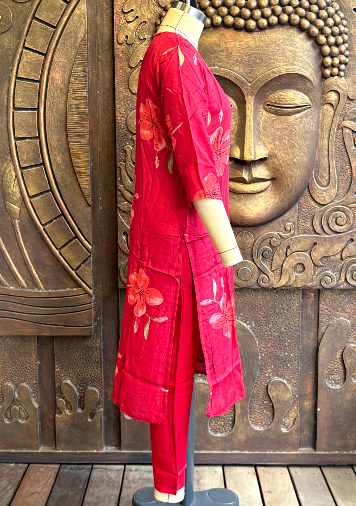 Scarlet Floret Kurti Set