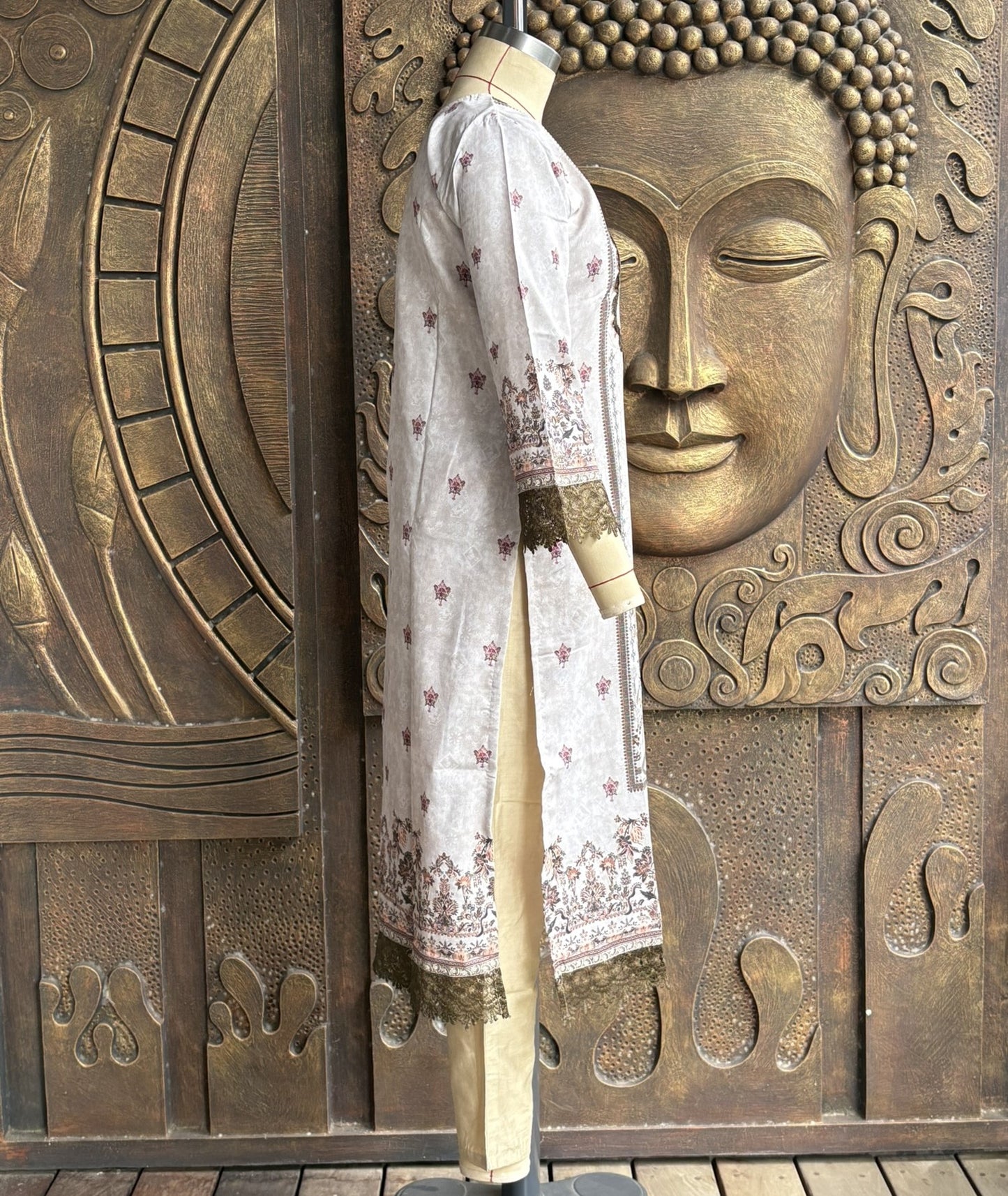 Ivory Royale Kurthi Set