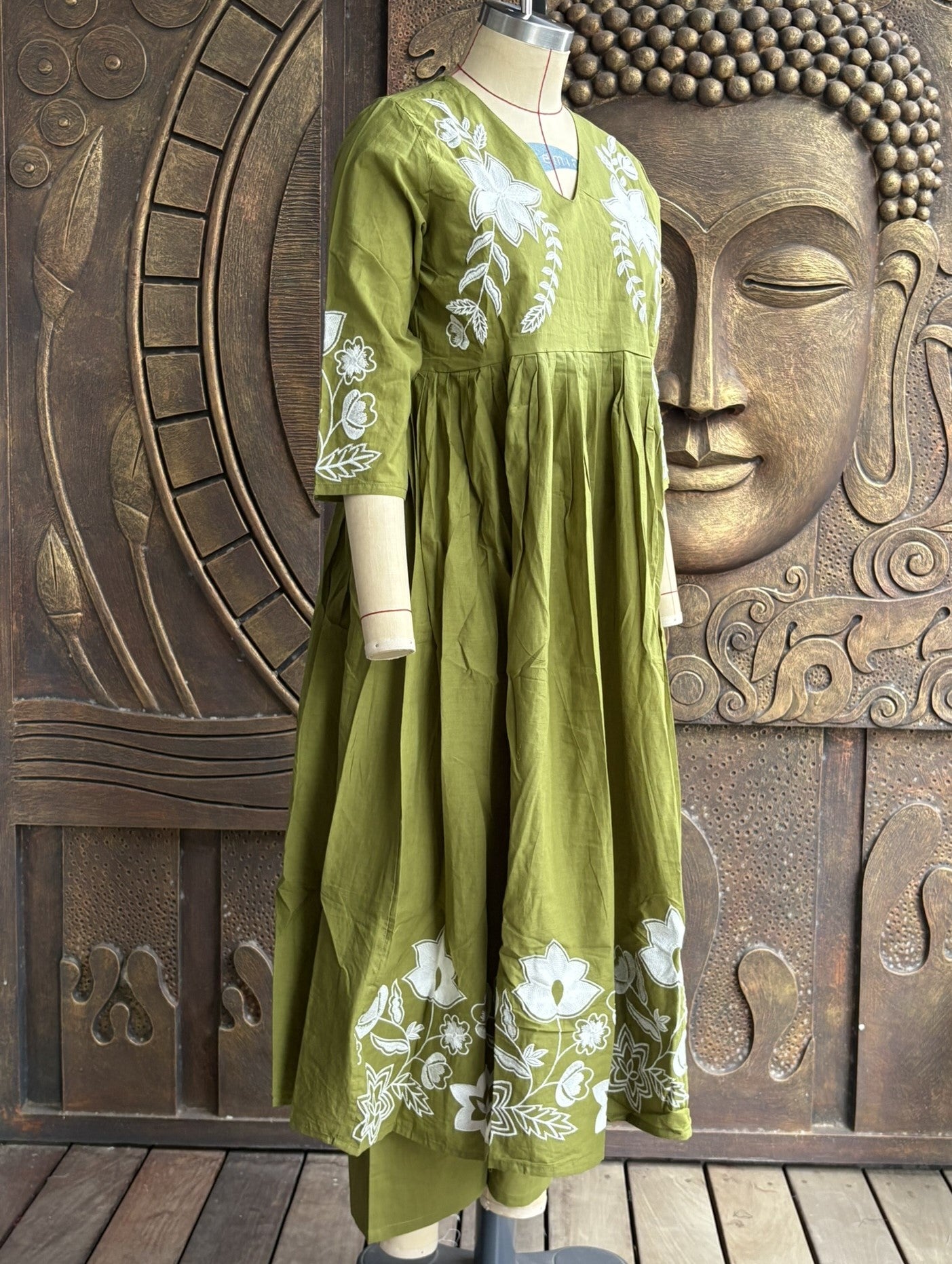 Green Leafy Suit Set