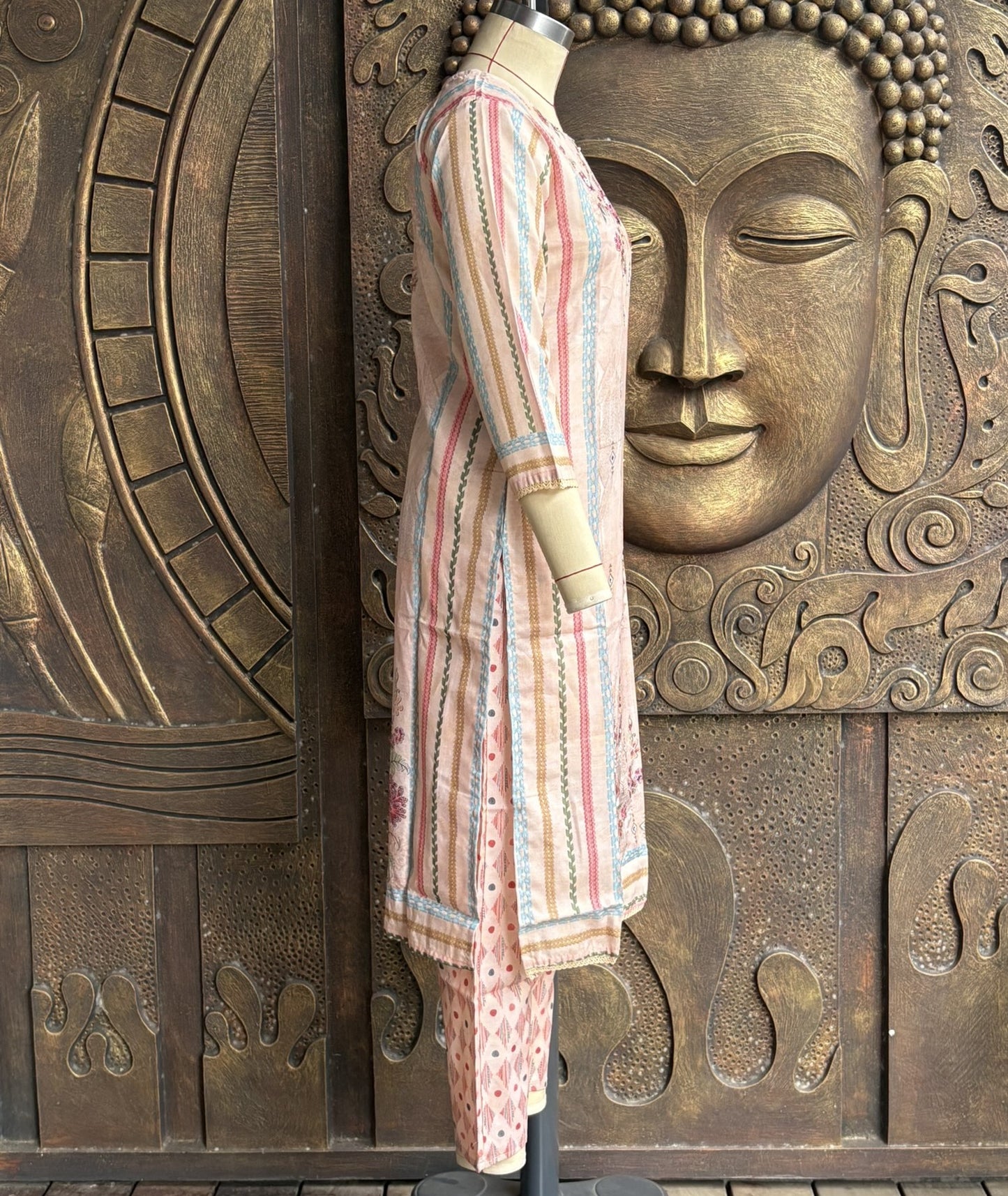 Sand Bloom Kurtha Suit Set