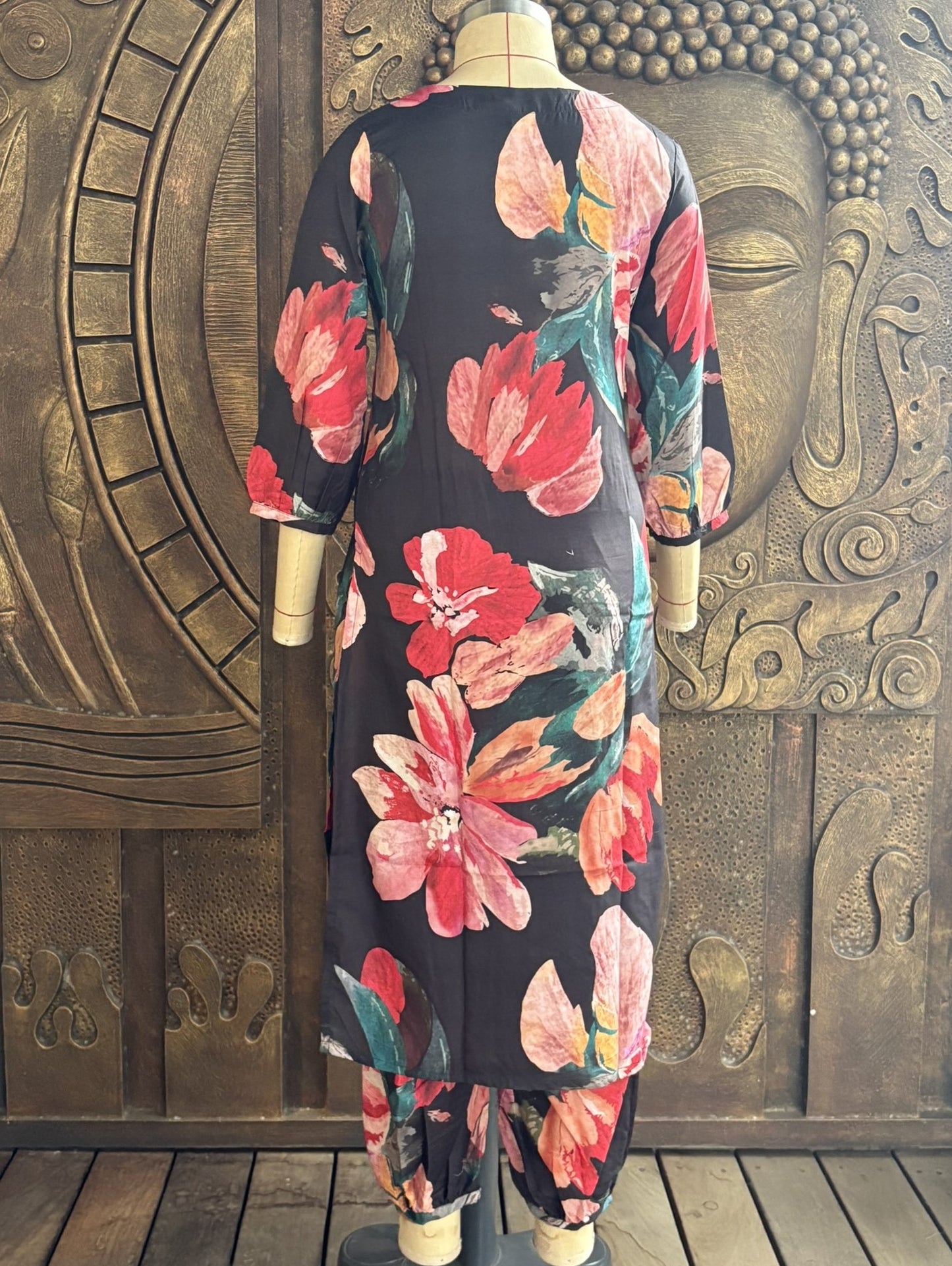 Noir Bloom Dress Suit Set