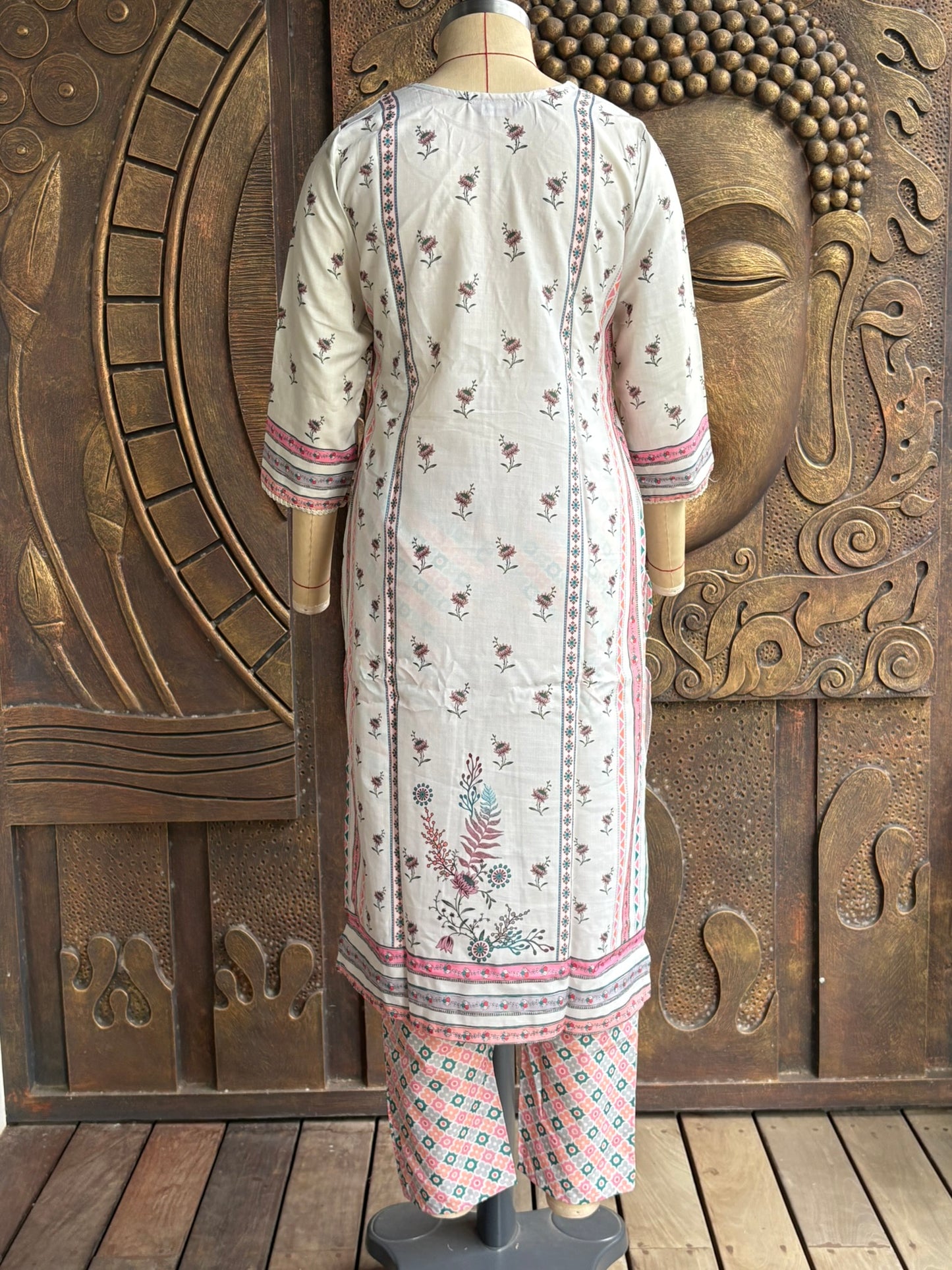 Meadow Mist Kurtha Suit Set