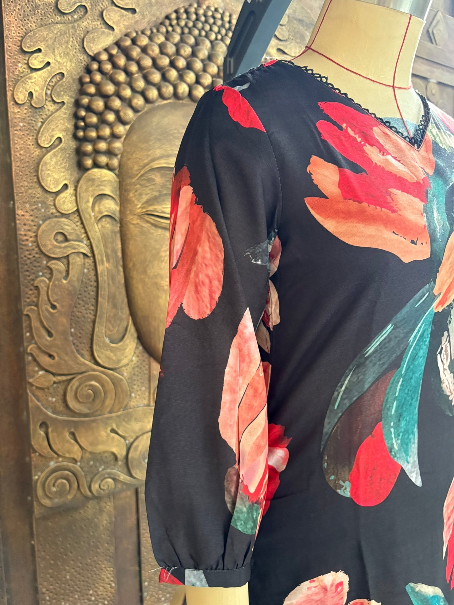 Noir Bloom Dress Suit Set