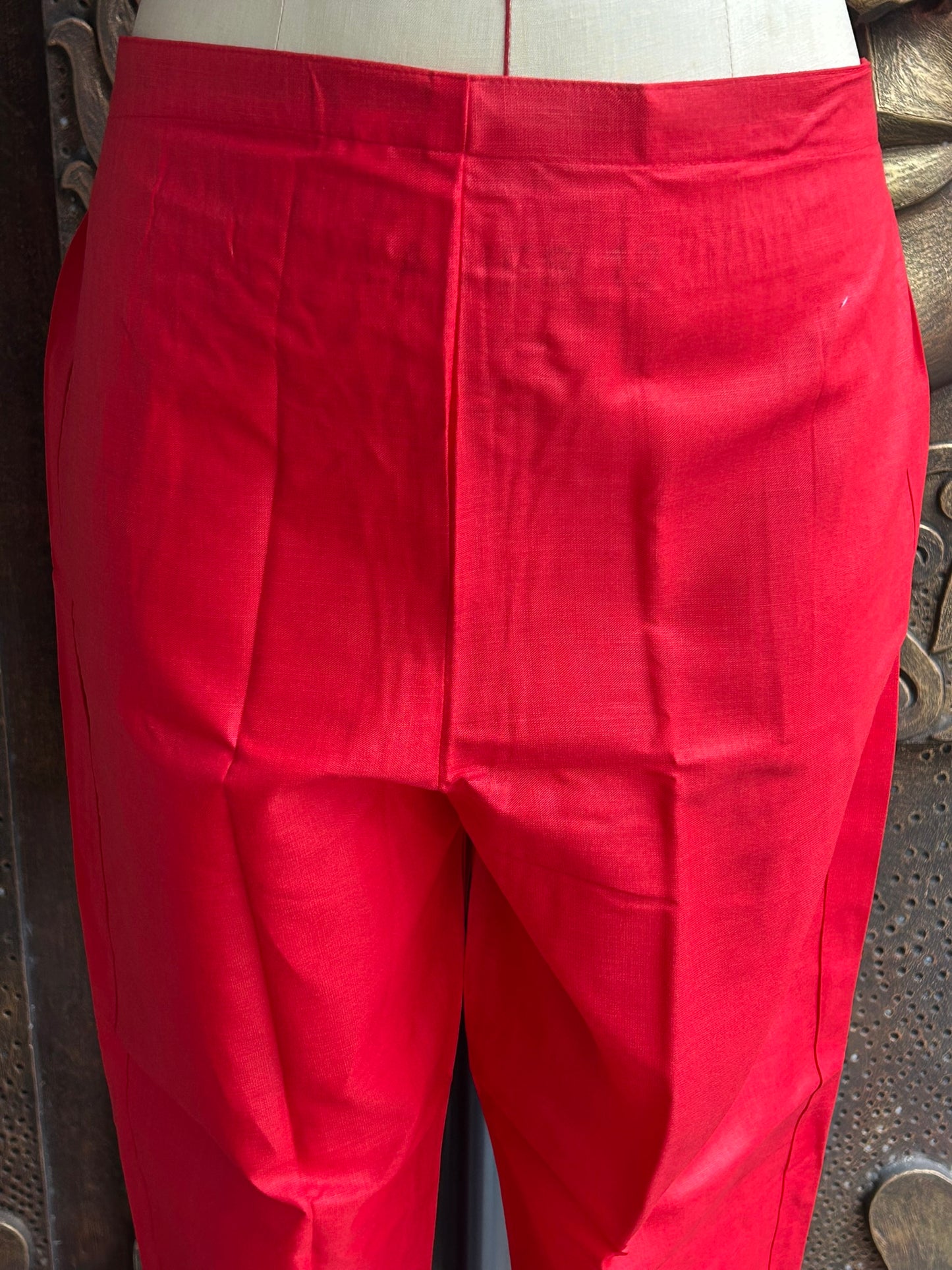 Scarlet Bloom Kurthi Set