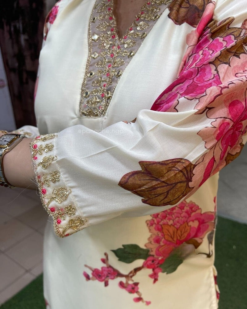 Rose Radiance Kurthi Set