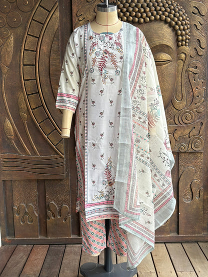 Meadow Mist Kurtha Suit Set