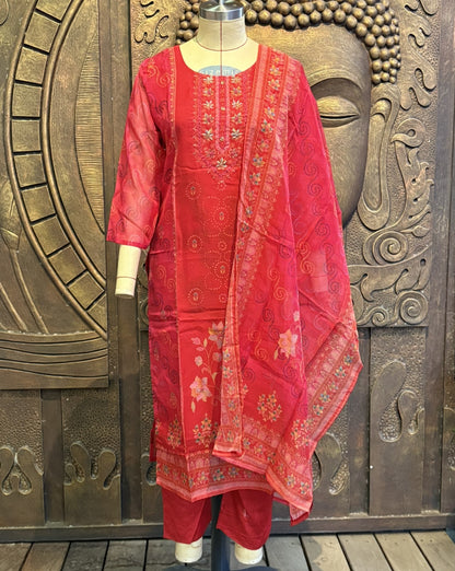 Scarlet Aura Dress Suit Set