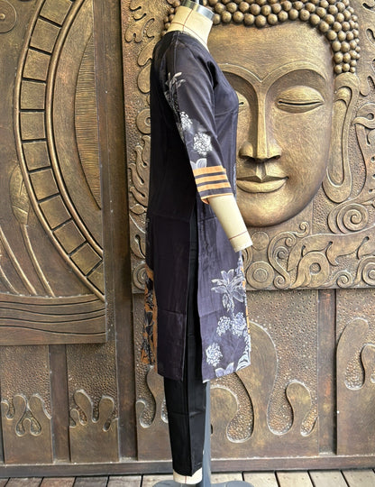 Gold Jumaira Kurta Set