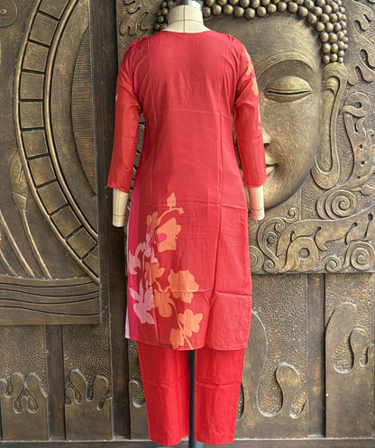 Scarlet Bloom Kurthi Set