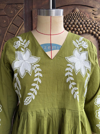 Green Leafy Suit Set